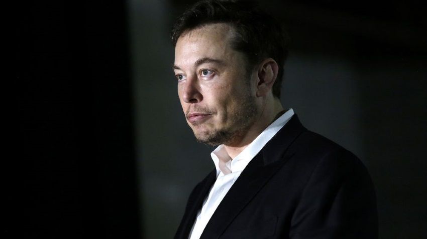 Илон Маск хочет превратить Tesla в частную компанию
