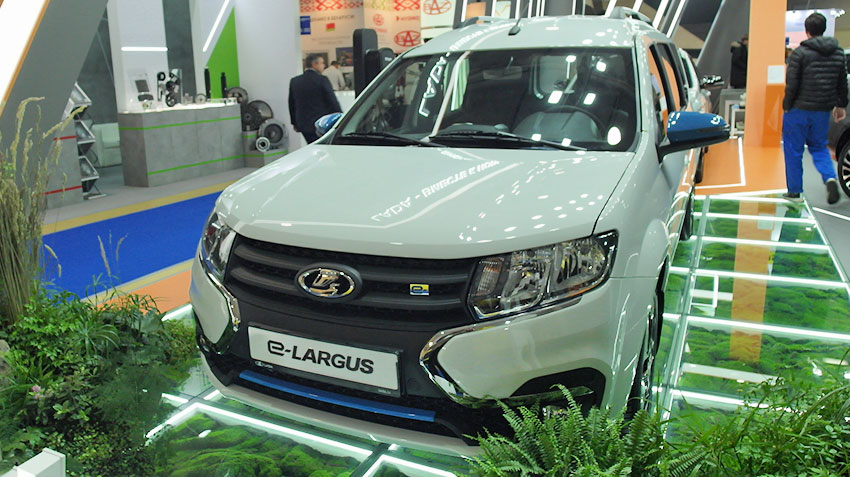 Производство российского электромобиля LADA e-Largus начато, но продажи пока буксуют