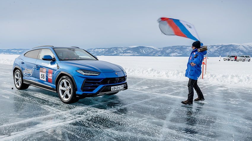 Фестиваль «Дни скорости на льду Байкала» собрал в 2021 году суперкроссовер Lamborghini и тягач Ford