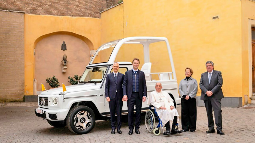 Новый папамобиль Mercedes-Benz G-klass стал электрическим