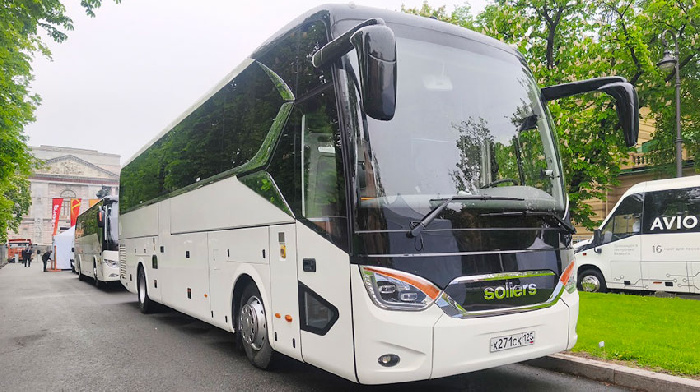 Sollers показал в Питере туристический автобус SA9A с «автоматом»
