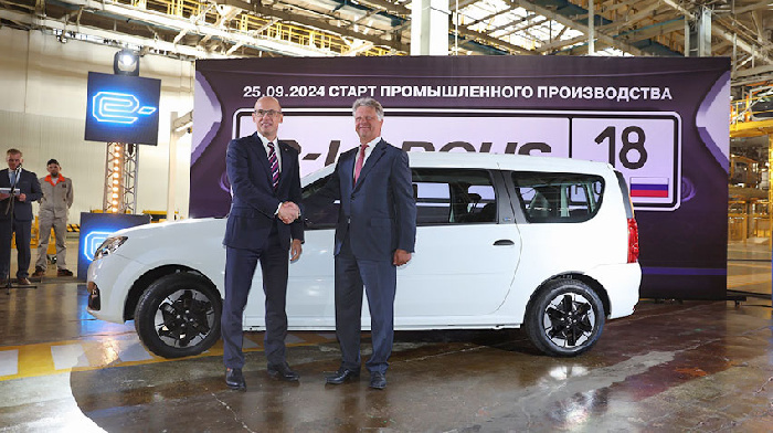 Выпуск электромобиля LADA e-Largus официально начали в Ижевске