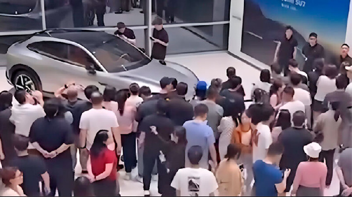 Ажиотаж вокруг заказов на электрокроссовер Xiaomi YU7 привел к скальпингу