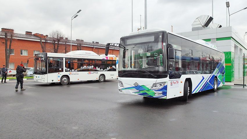 В Подмосковье показали газовые автобусы LOTOS и сопутствующую инфраструктуру