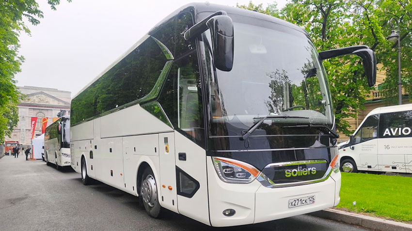 Sollers показал в Питере туристический автобус SA9A с «автоматом»