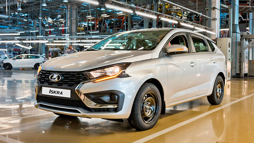 ВАЗ расширил гамму комплектаций для LADA Iskra за счет «механики» в сочетании со 106-сильным мотором