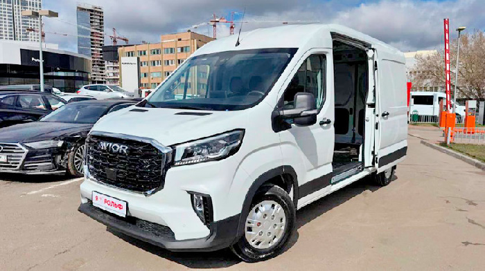 Компания Avior представила ЦМФ модели V90 в популярном ранее формате развозного фургона с двумя сдвижными дверями