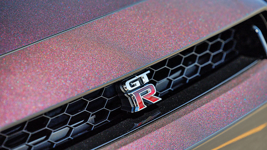 Легенда суперкара Nissan GT-R написана до конца