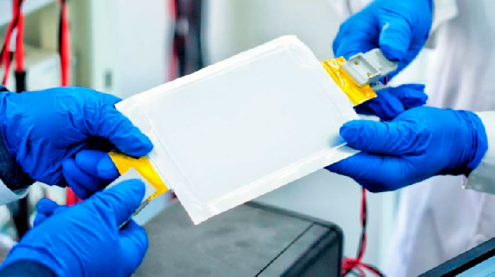 Китайские ученые устроили прорыв в технологии традиционных жидкостных литиевых аккумуляторов – достигнута удельная плотность энергии 700 Вт·ч/кг