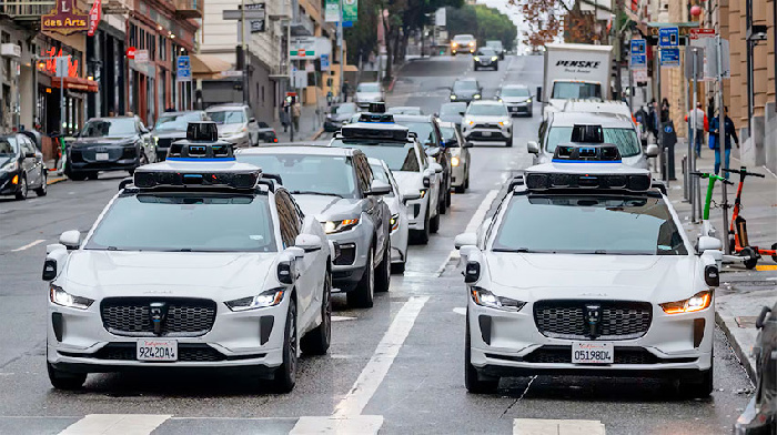 Роботакси Waymo заблокировали улицы Сан-Франциско из-за массового отключения электричества