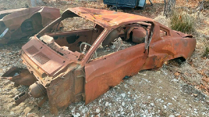 Сгоревший кузов «киномустанга» 1968 года купили на аукционе eBay за $15 650