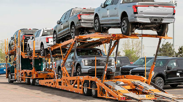 Как рост цен на бензин из-за событий вокруг Ирана может повлиять на рост продаж электромобилей и гибридов