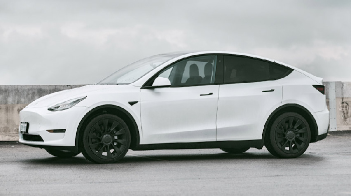 Самой продаваемой в мире моделью по итогам I квартала 2023 года стал электромобиль Tesla Model Y