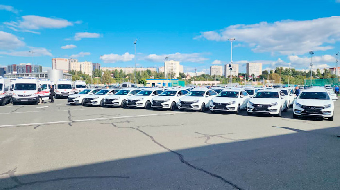 ВАЗ поставил Татарстанским госструктурам партию из 80 бизнес-седанов LADA Aura