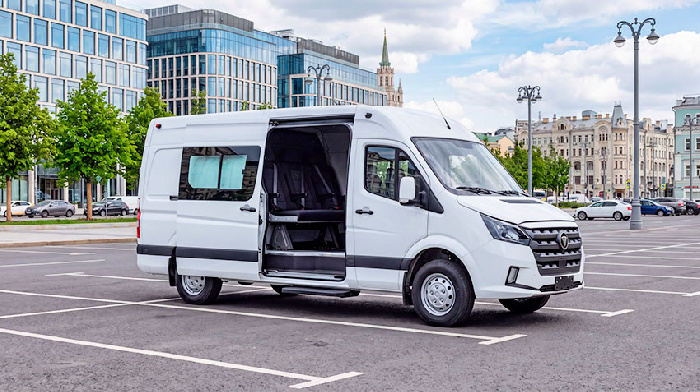 МБ РУС представило фургон Foton Toano Pro в 6-местной версии комби
