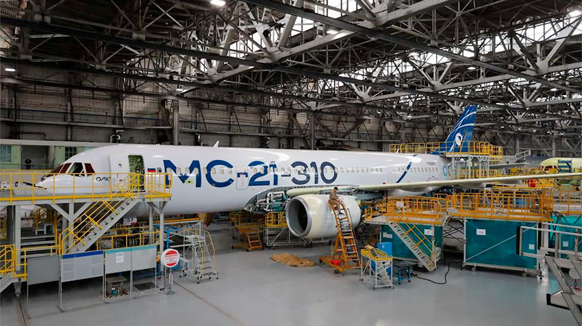 В Иркутске собран первый полностью импортозамещенный самолет МС-21-310 с двигателями ПД-14 и салоном российского производства