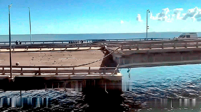 Крымский мост пострадал от теракта во второй раз