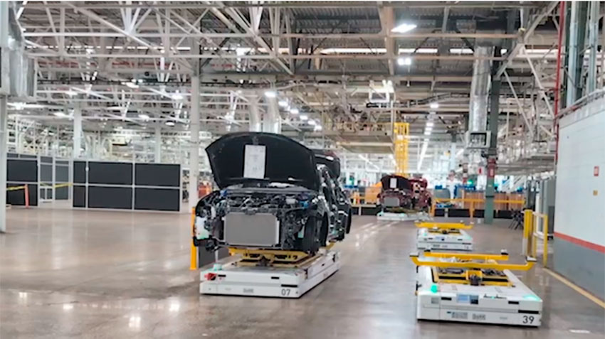 Гигантский завод Toyota в Кентукки близок к мечте мирового автопрома о сверхгибкой сборочной линии