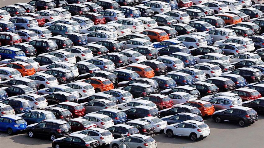 Китай временно снижает пошлины на американские автомобили