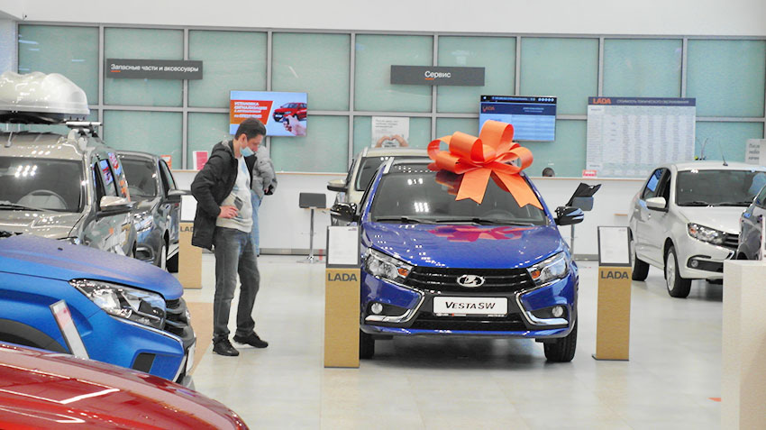 ВАЗ подготовил новогодний «сюрприз» – очередное повышение цен на автомобили LADA
