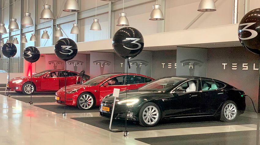 Тесла поставила в апреле-июне 2019 года квартальный рекорд поставок электромобилей