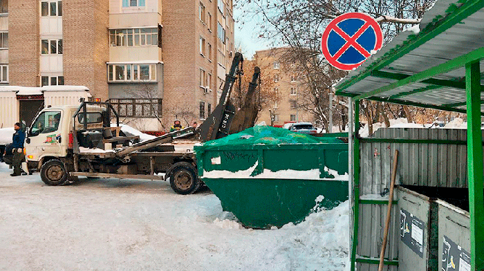 В Подмосковье оценили парковку у мусорных баков от 5000 рублей
