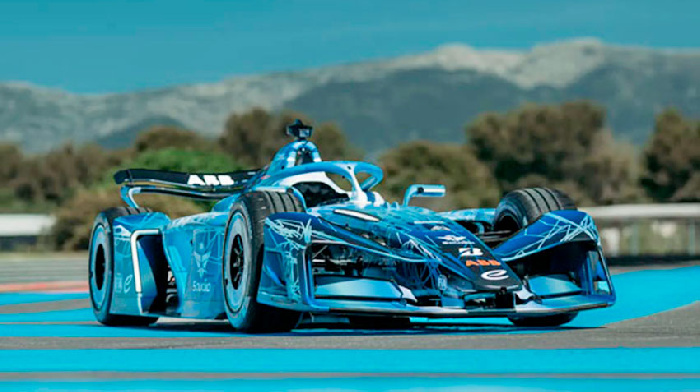 Прототип болида Формулы Е поколения GEN4 дебютировал на трассе Поль Рикар в Ле-Кастелле