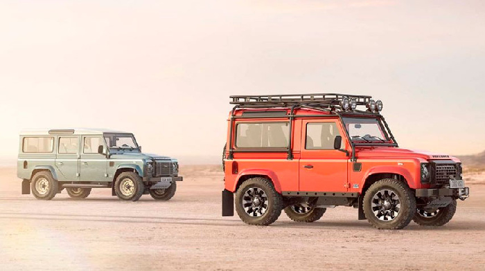 Культовый внедорожник Land Rover Defender никак не желает уходить со сцены