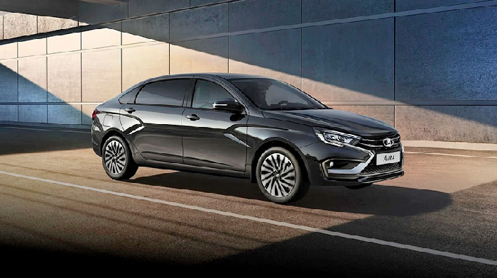ВАЗ не стал поднимать цену за климат-контроль и телематику для LADA Vesta и Aura