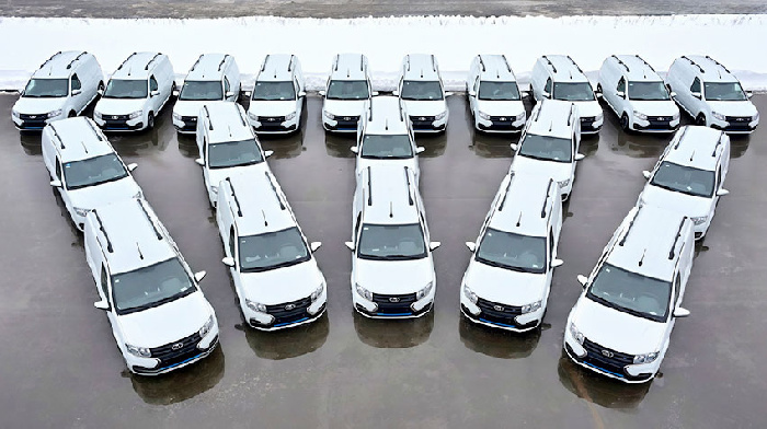 Москве передана партия из 33 электрофургонов LADA e-Largus