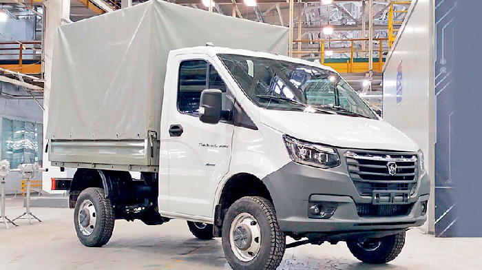 ГАЗ «Соболь NN 4x4» получает бортовую версию с оцинкованной платформой с тентом