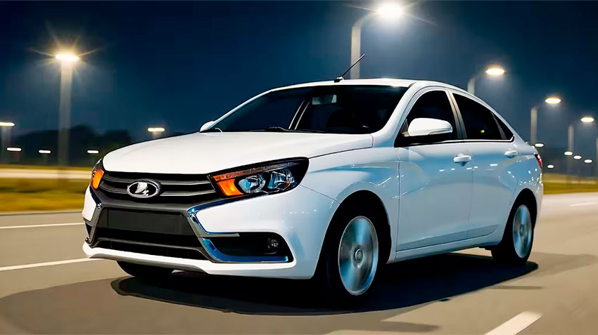 ВАЗ довел Lada Vesta до уровня современной иномарки бесключевым доступом и удаленным запуском