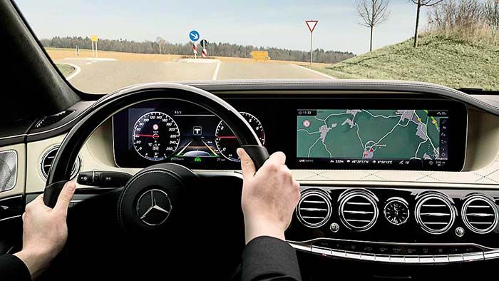 Рестайлинговый Mercedes-Benz S-class – интеллектуал класса премиум