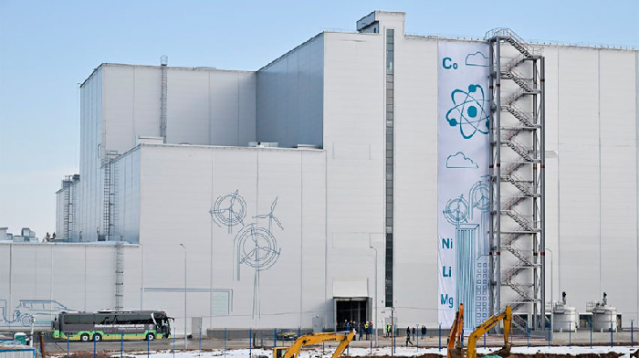 Мэр Сергей Собянин обещал открыть в Москве в 2026 году два завода по производству аккумуляторных батарей