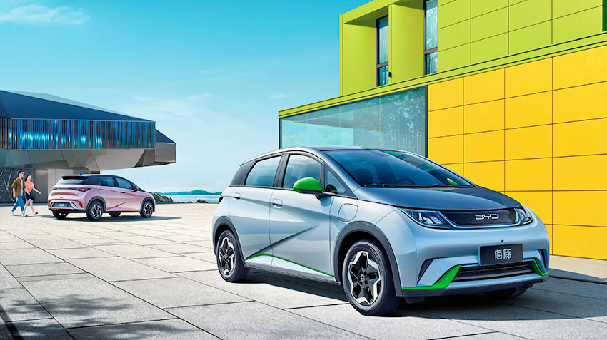 Китайский BYD обошел «Теслу» по продажам электромобилей в I половине 2022 года