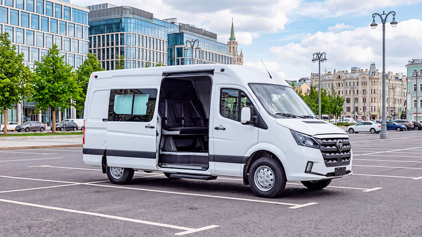 МБ РУС представило фургон Foton Toano Pro в 6-местной версии комби