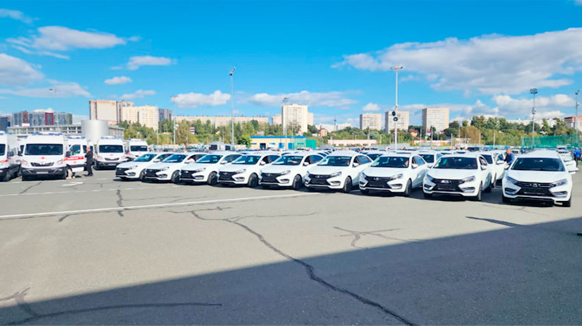 ВАЗ поставил Татарстанским госструктурам партию из 80 бизнес-седанов LADA Aura