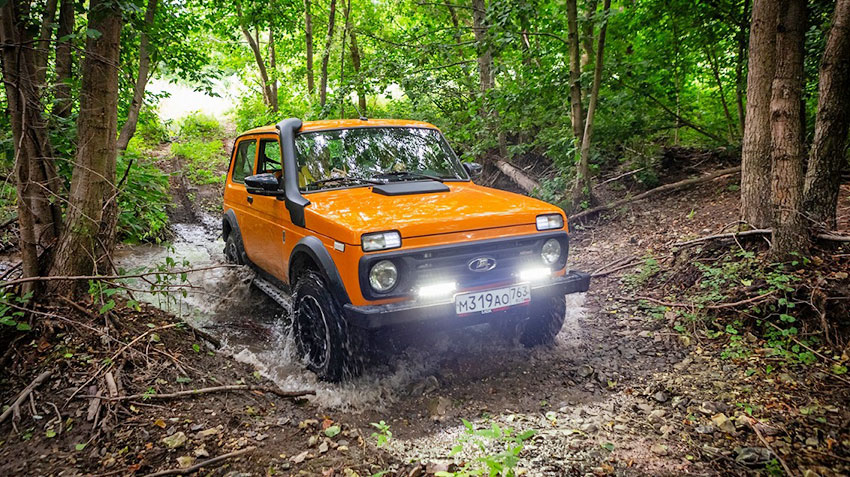 ВАЗ презентовал на выставке туризма и гостеприимства MITT'26 программу экскурсий по заводу и внедорожные экскурсии «По следам легенд»