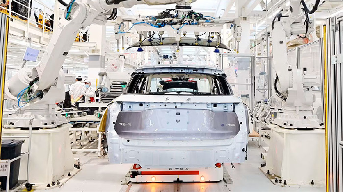 Автомобильное производство на бывшем заводе General Motors в Шушарах возобновят в 2026 году