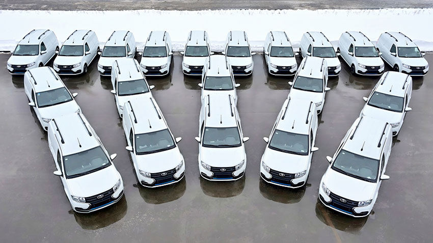 Москве передана партия из 33 электрофургонов LADA e-Largus