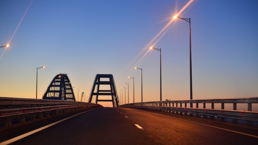 Крымский мост повысил рекорд трафика