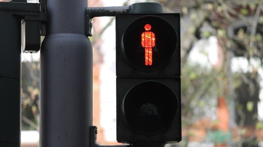 Красный свет для пешеходов могут ограничить 45 секундами