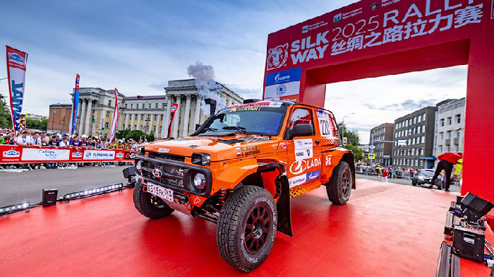 Экипажи на LADA NIVA Sport Turbo продолжают успешно выступать в зачете Open 15-го ралли «Шелковый путь»