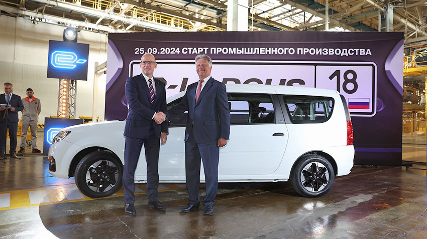 Выпуск электромобиля LADA e-Largus официально начали в Ижевске