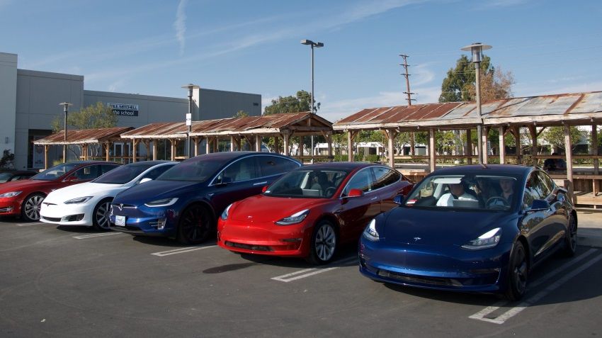 Tesla все-таки начала выпускать 7 000 Model 3 в неделю
