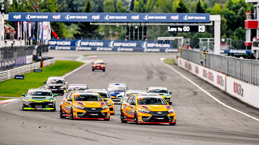 Команда LADA Sport ROSNEFT завоевала пять трофеев на пятом этапе Российской серии кольцевых гонок