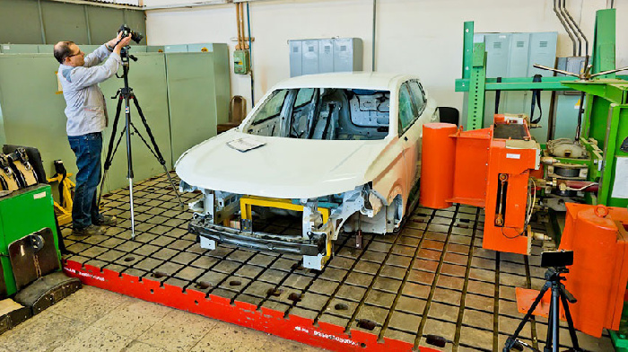 ВАЗ успешно испытал кузов будущего кроссовера LADA Azimut на пассивную безопасность