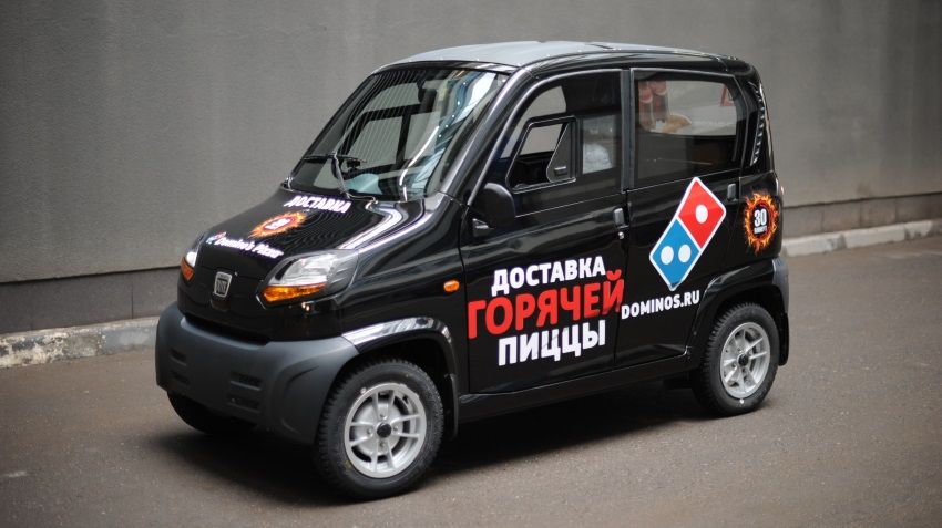 Индийский квадроцикл Bajaj Qute будет развозить пиццу по Москве