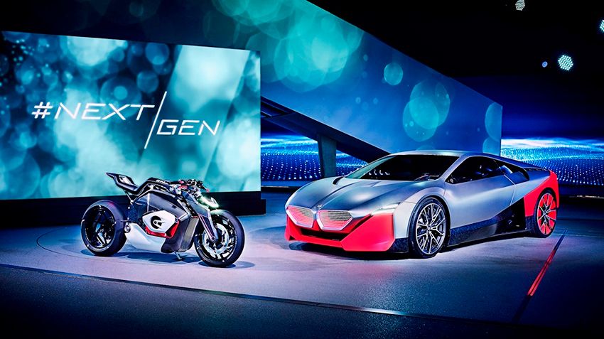 BMW и Damon представили свои видения электросупербаков будущего