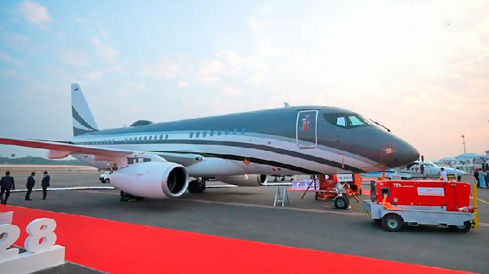 На авиашоу Wings India 2026 представлена люксовая бизнес-версия Superjet под брендом Aurus